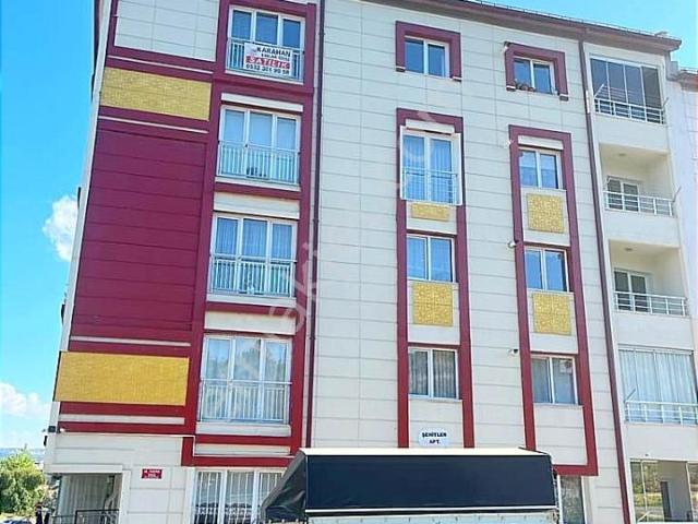 Karahan Emlak'tan Satılık Daire* Kılavuz Mahallesinde * 5.kat. 140 M². 3+1 Full Lüx Yapılı Daire