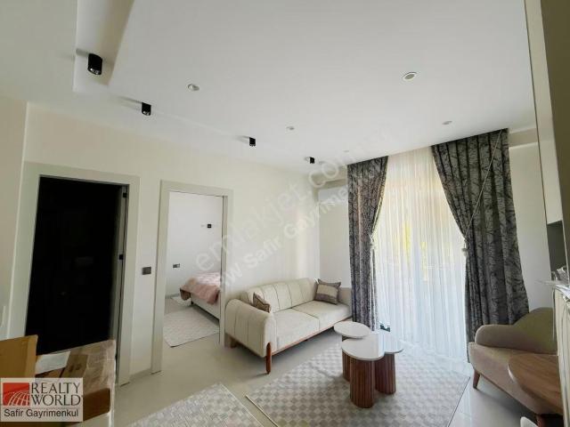 Karahasanlı'da Müstakil Tadında Bahçeli 1+1 Eşyalı Kiralık Apart