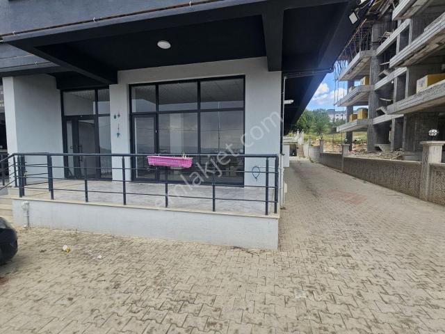 Karahasanlı Da Şehir Hast. Yakın Konumda 100m2 Kiralık Dükkan