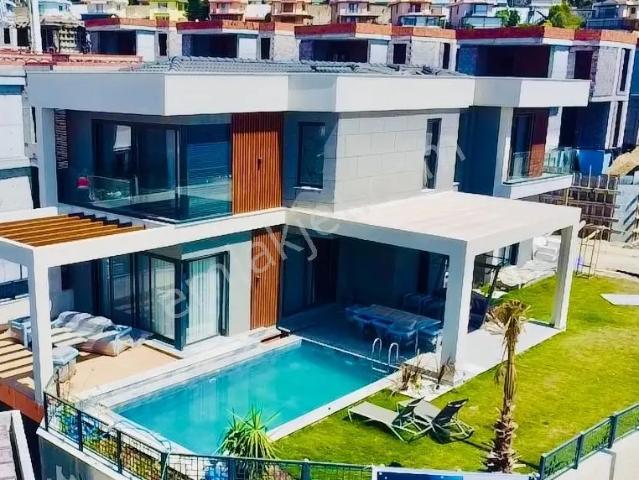Karaovada Özel Havuzlu, Hamam Saunalı Ultra Lüks Müstakil Villa
