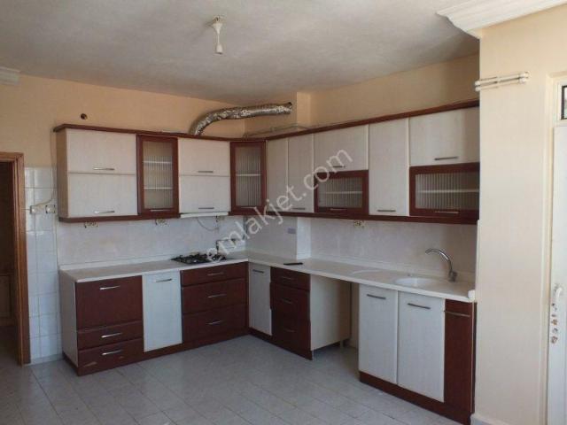 Karaman Nefise Sultan Mahallesi'nde 4+1 180 M² Kiralık Daire
