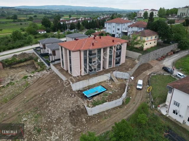 Karaman'da Havuzlu Sitede Sıfır 2+1 Oturuma Ve Yatırıma Uygun