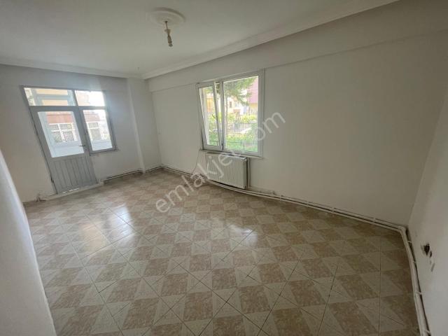Karamürsel İznik Yolu Mevki 2+1 Kiralık Daire!