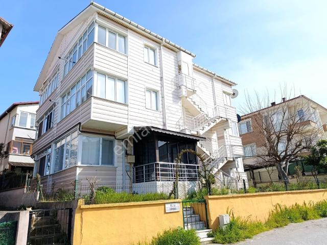 Karasu Aziziye'de Deniz Manzaralı Dubleks Full Yapılı Daire!