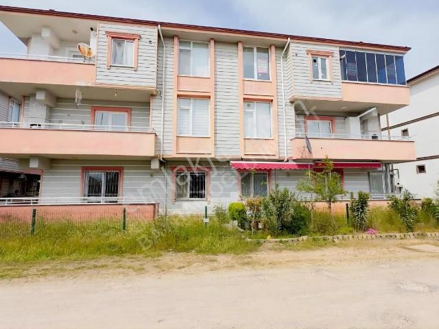 Karasu Da Denize 300m Bahçe Katı 2+1 Satılık Daire