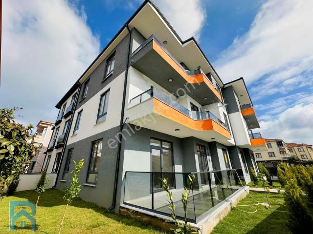 Karasu İlçe Merkezine Yakın Mutfak Ayrı 90 M² Sıfır Daire