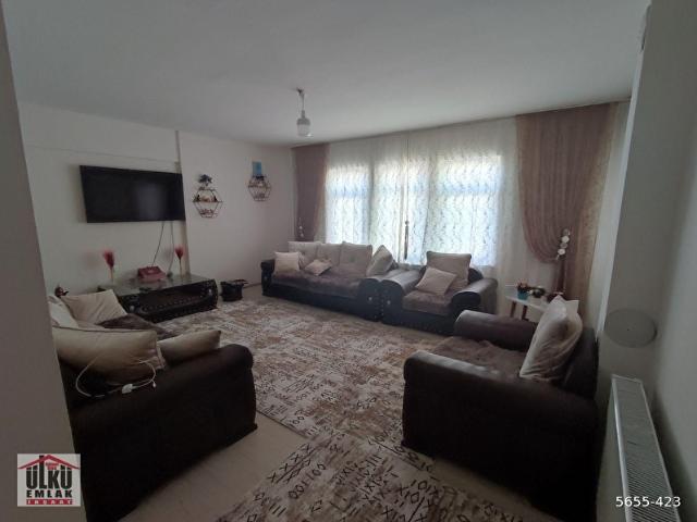 Karasu Merkezde, Emsalsiz Konumda 4+1 150 M2 Satılık Daireler