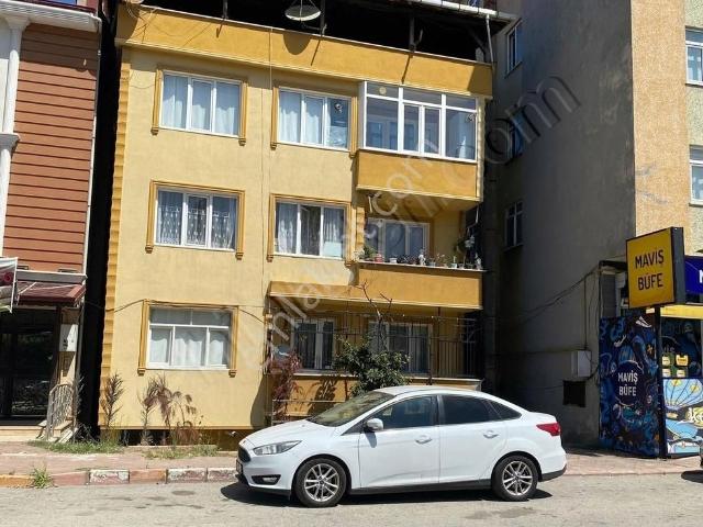 Karasu Merkezde Mutfak Ayrı 2+1 Geniş M2 Fırsat Satılık Daire!