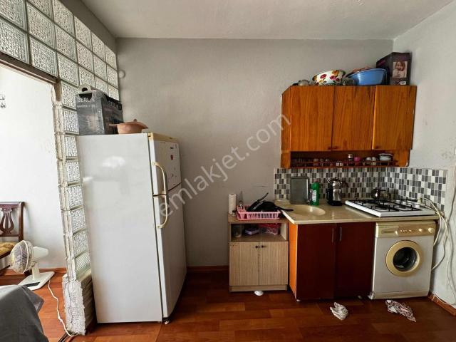 Karasu Sahil Merkezdebeyazıt Sitesinde Ara Kat 1+1