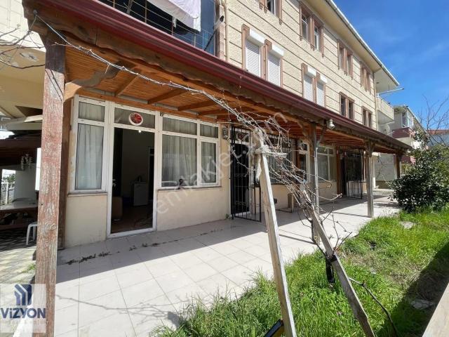 Karasu Yalı Mahallesinde Denize 50 Metre Ms. Fırsat Stüdyo Daire
