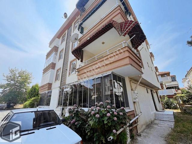 Karasuda Denize Yürüme Mesafeli Plaj Merkezde 1+1 Eşyalı Daire