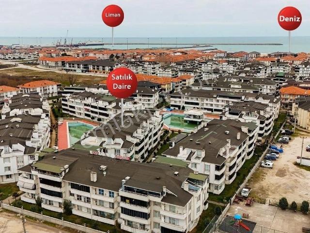 Karasu'nun En Prestijli Sitesinde Kaçırılmayacak Daire Fırsatı