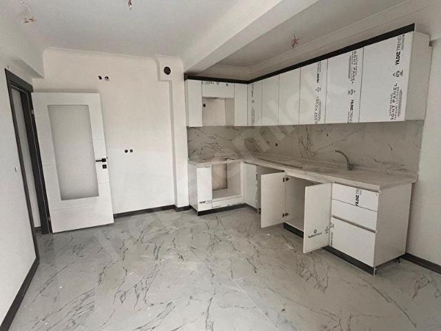 KARAPÜRÇEK STADYUM YANIN DA SIFIR İSKANLI 31 SATILIK DAİRE