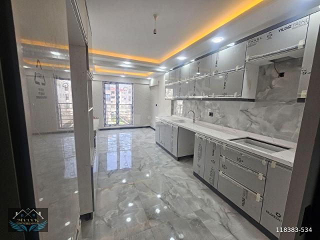 Karapürçekte Alttan Isıtmalı Kat Yüksekliğinde 135m2 Daire