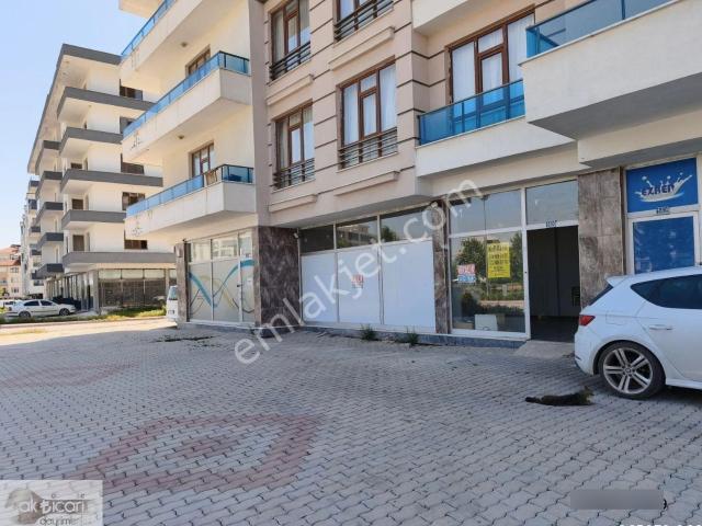 Karatay Hamzaoğlu Parkı Karşısında Kiralık Dükkan 50 M² Cepheli