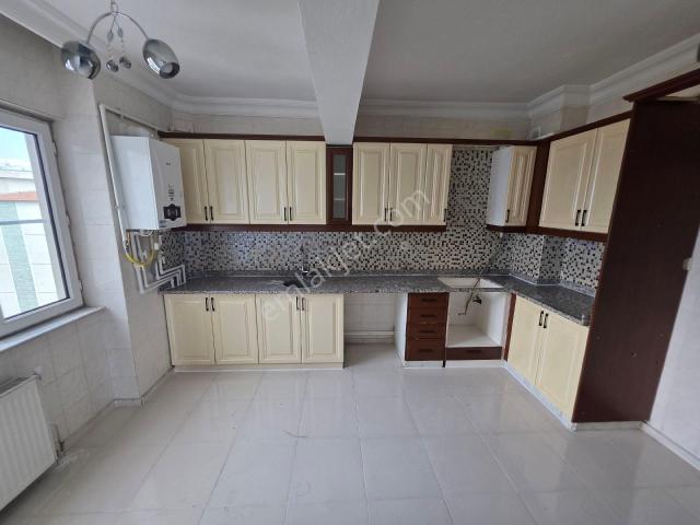 Karataş Barbaros Camisi Karşısında 3+1 Kiralık Daire