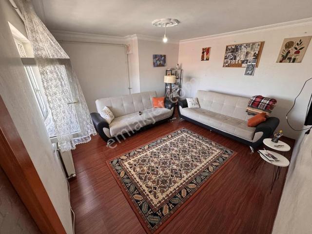 Karataş İnşaat'tan Kiralık 5+1 Çatı Katı