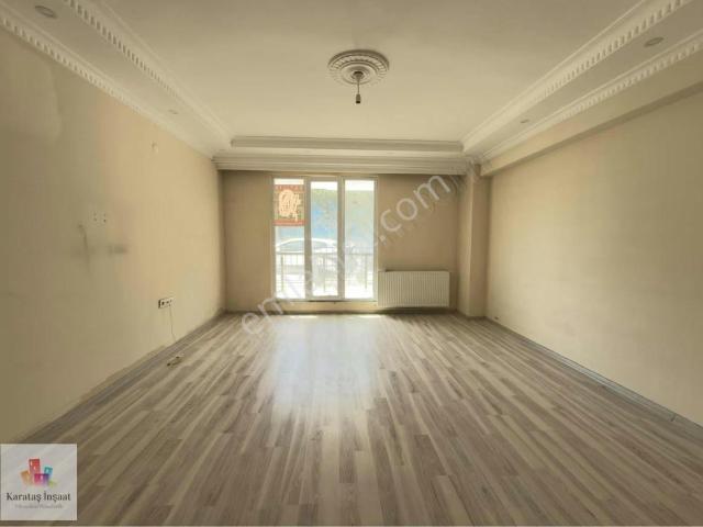 Karataş`tan Meydanda İski Karşısı 3+1 120 M² Yüksek Giriş Kat