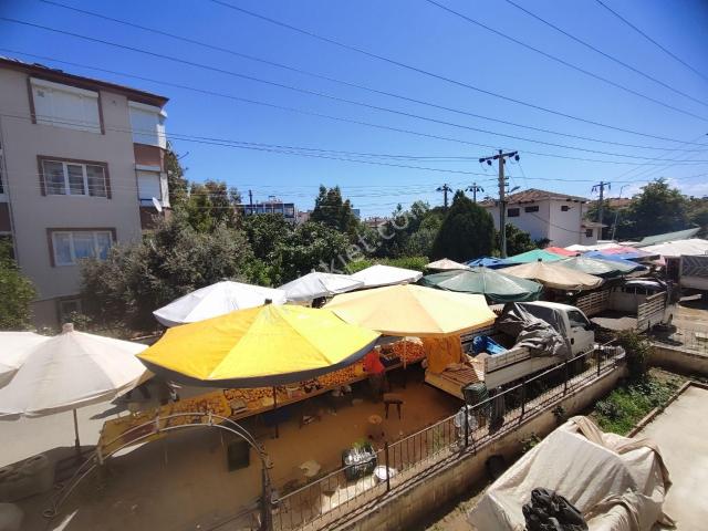 Kardeşten Akçay Salı Pazarı Civarı Denize 250 Mt. Ara Kat Ön Cephe 2+1 Daire
