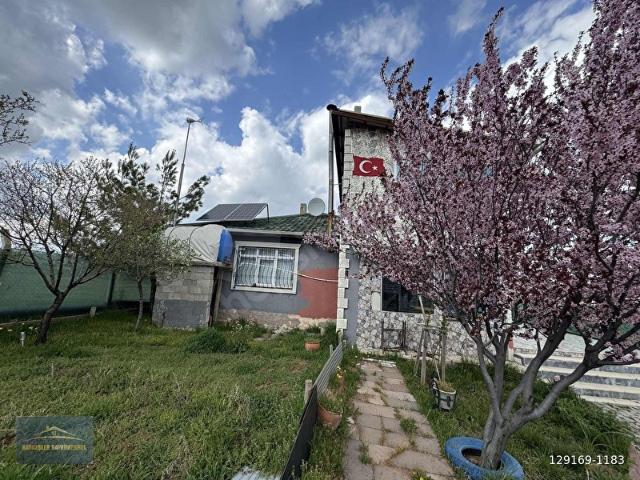 KARDEŞLER'DEN YAPI KAYITLI HERŞEYI HAZIR MANZARALI BAHÇE KAVAKLI