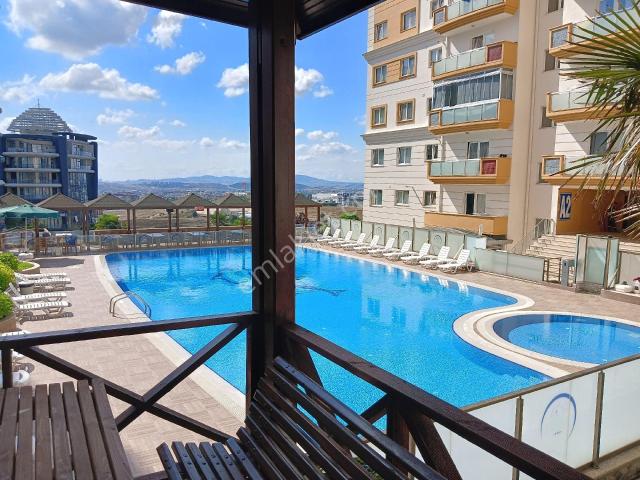 Kare Emlak'tan Gökdeniz Konutlarında havuzlu 2+1 Kiralık Daire