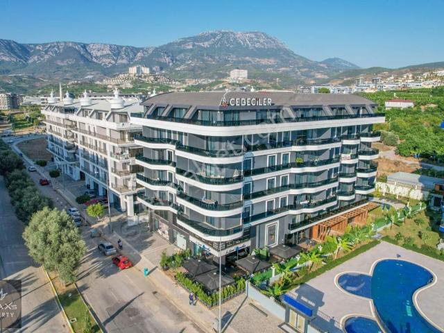 Kargıcak Bölgesi Site İçerisinde 3+1 Prıvate Garden Sea 50 Meter