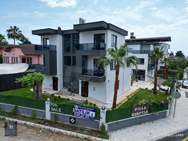 Kargıpınarında Kumsal Plaja Yürüyüş Mesafesi 3+1 Tripleks Villa