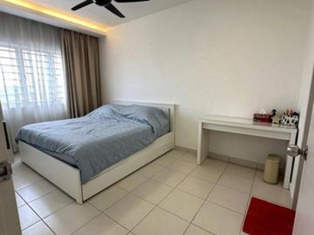 KARISMA ECO MAJESTICSEMENYIHNicely Renovated UnitFOR SALE