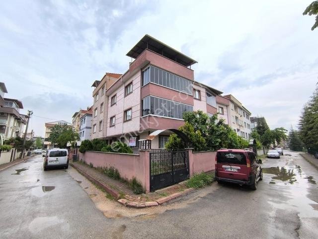 Kariyer'den Süleymaniye Mah Önü Açık 120m² 2+1 Köşe Bina Kiralık