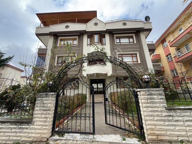 Kariyerden Yaylada Kiralık 3+1 Ters Dubleks Daire