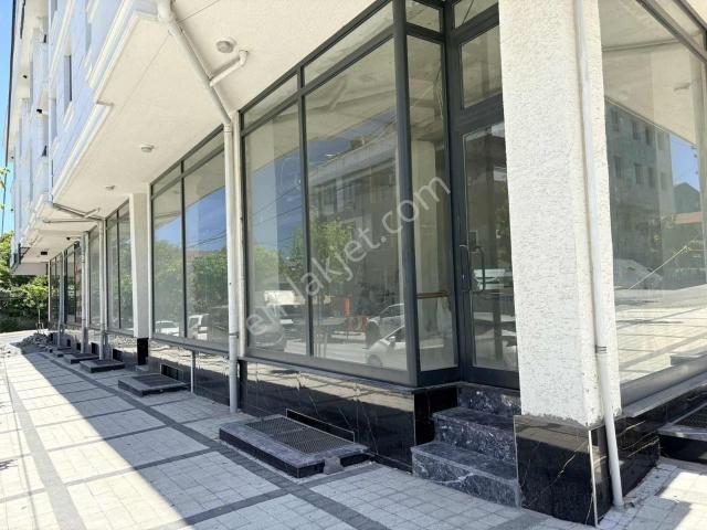 Karlıbayırda Gözde Konumda Kiralık İş Yeri