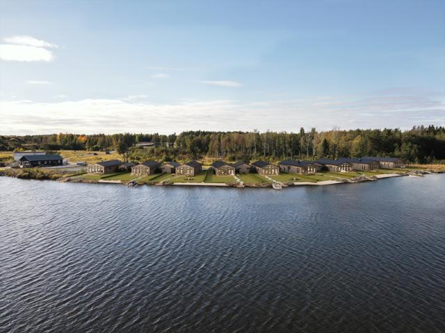 Karlholms strand 1, tomt 1