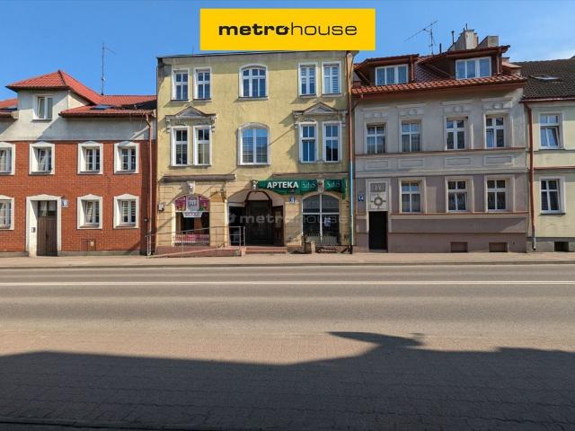 Lokal usługowy w centrum Karlina z 3 wejściami i wysokimi sufitami