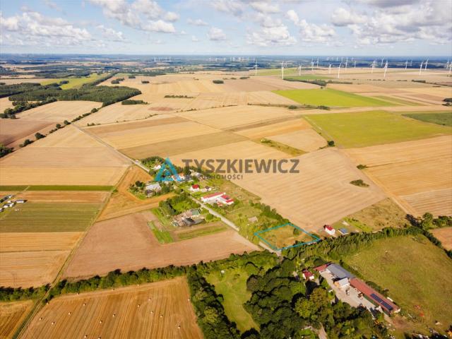 Karlikowo Lęborskie, 3 000 m2
