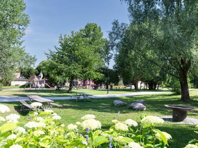 Karlsdalsallén, Örebro