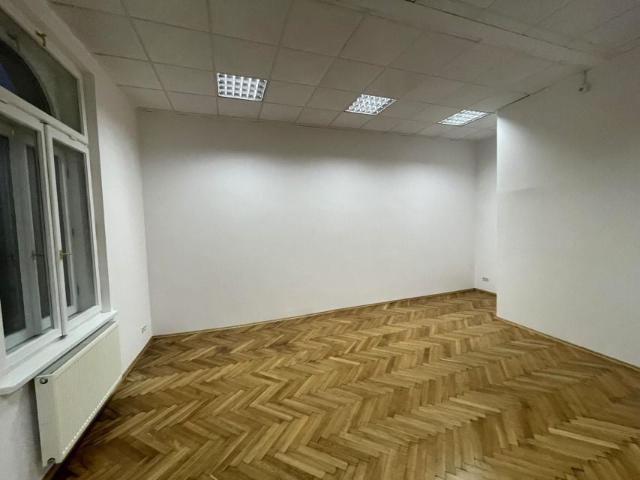 Karmelicka 145 m², Kraków