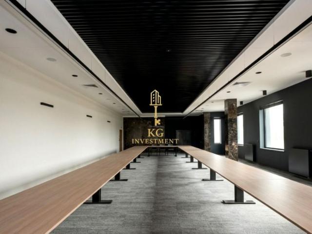 Karola Łowińskiego 450 m², Kraków