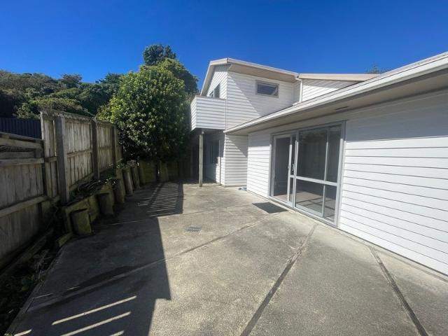 karori, 3 bedrooms