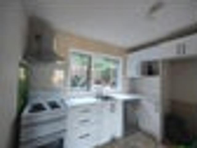Karori, 3 bedrooms, $635 pw