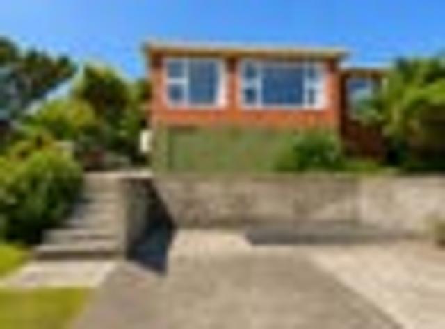 Karori, 3 bedrooms, $690 pw