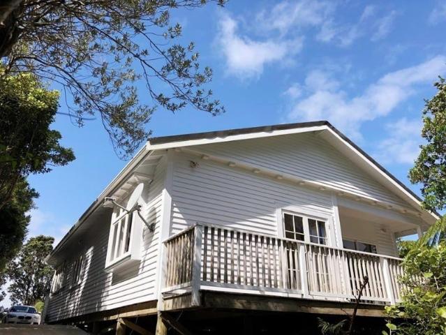 karori, 3 bedrooms