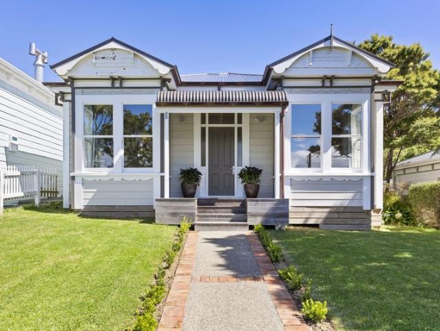 karori, 3 bedrooms