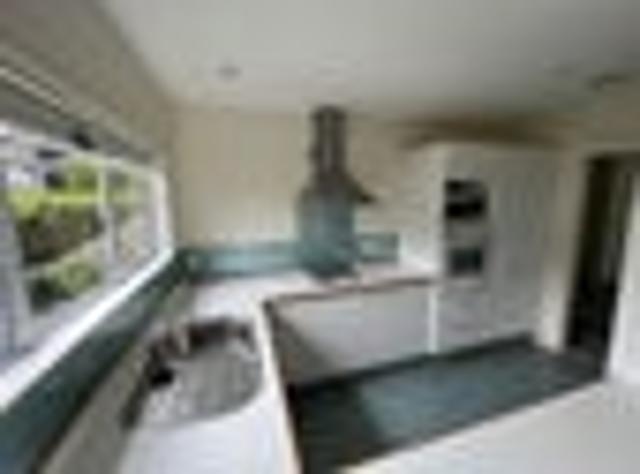 Karori, 3 bedrooms, $720 pw