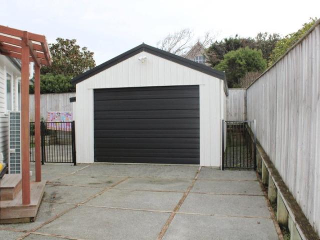karori, 3 bedrooms