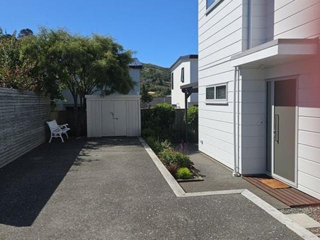 karori, 3 bedrooms