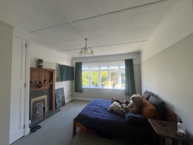 karori, 3 bedrooms