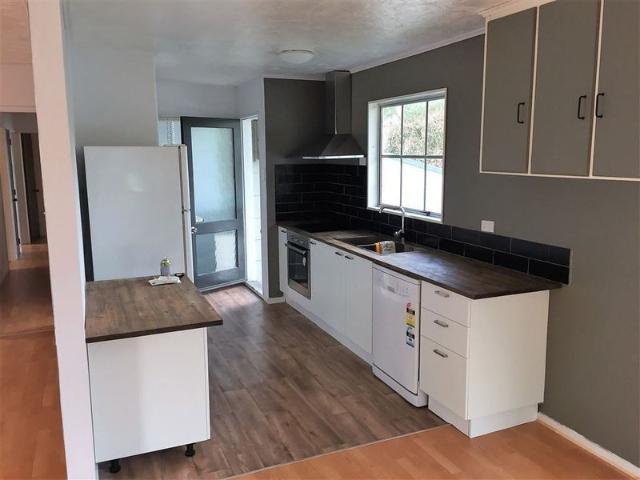 karori, 3 bedrooms