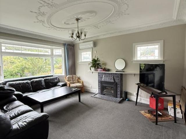 karori, 5 bedrooms