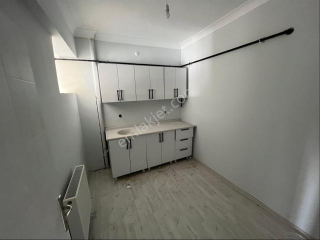 kars Pusula Emlaktan Satılık 1+1 Daire