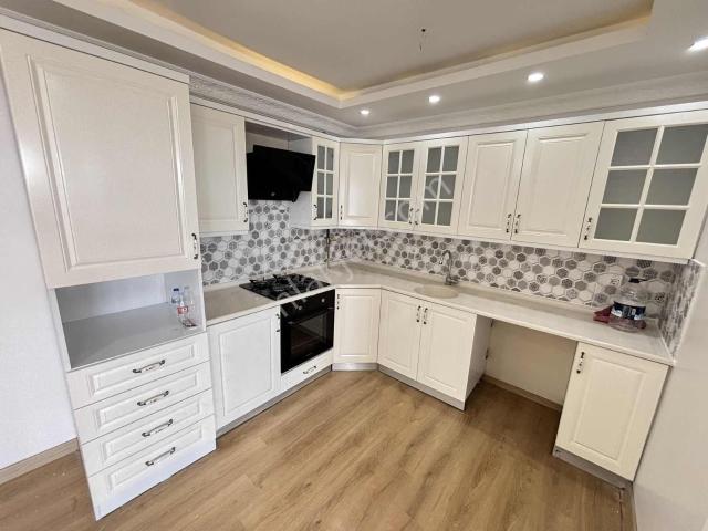 Karslılar Mahallesinde Göl Manzaralı 3+1 Lüks Kiralık Daire